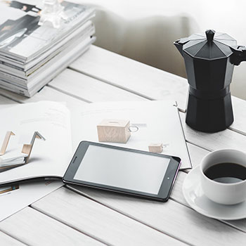 巴塞罗那客场逆转比利亚雷亚尔，实现激动一战